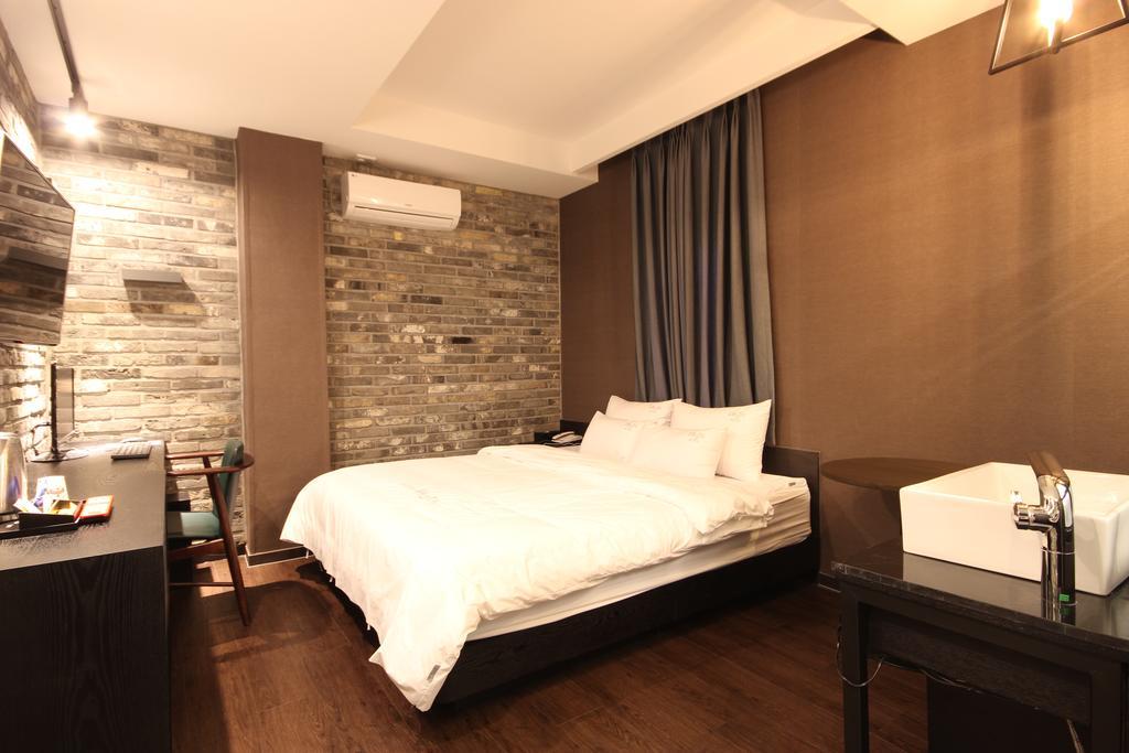 Hotel 38.5 Jinhae Cshangvon Kültér fotó
