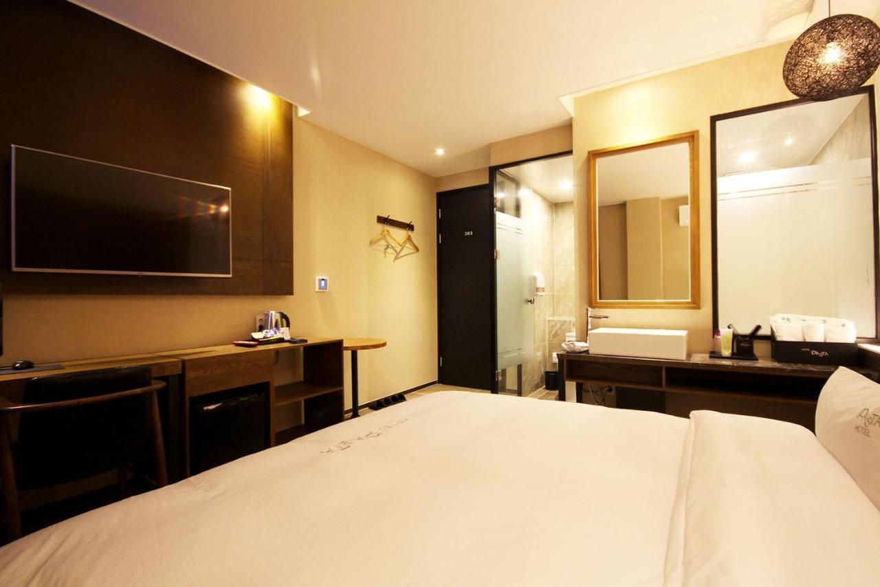 Hotel 38.5 Jinhae Cshangvon Kültér fotó