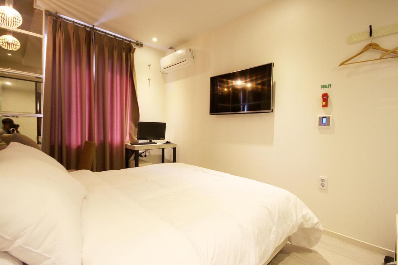 Hotel 38.5 Jinhae Cshangvon Kültér fotó